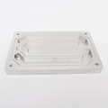 Plaque de refroidissement à eau en aluminium usiné CNC pour dissipateur thermique